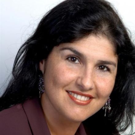 Dra Ana Claudia De Souza